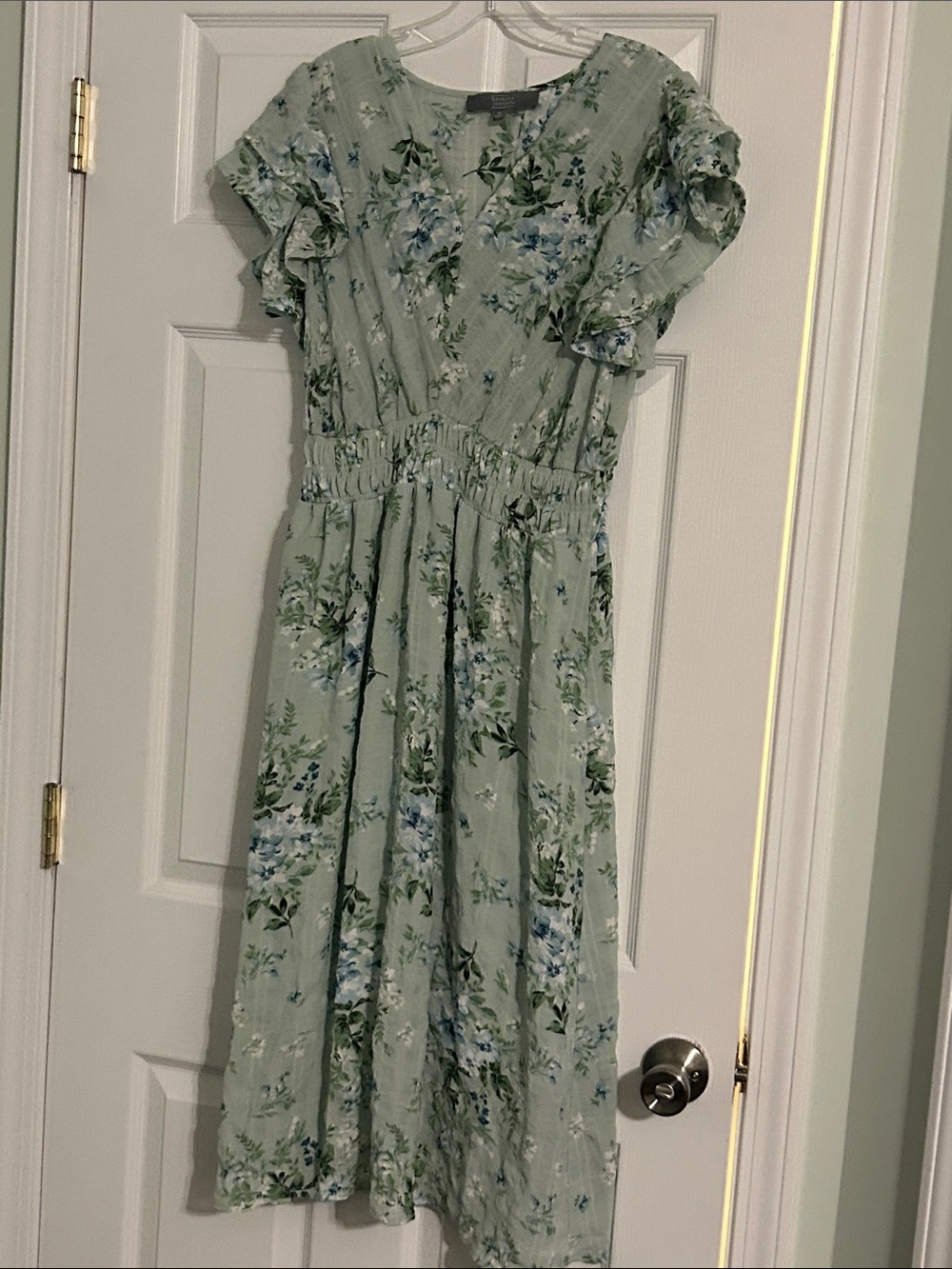 Floral Ruffle Sleeve Midi Dress in Sage Green